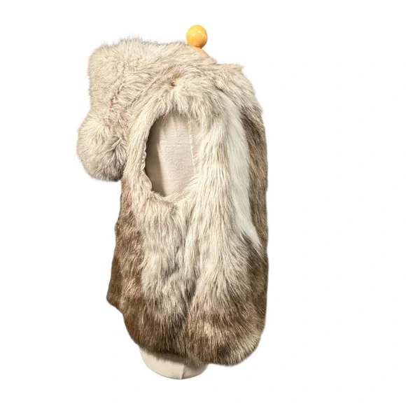 a new day Faux Fur Vest in Brown and Cream - Picture 3 of 10